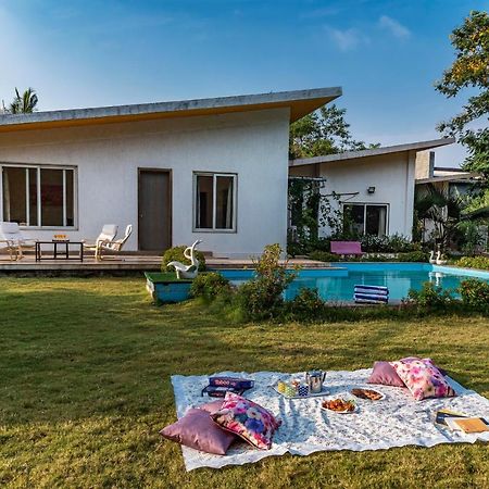 Saffronstays Roselle, Malavli - Pet-Friendly Pool Villa With Modern Interiors Lonavala Luaran gambar